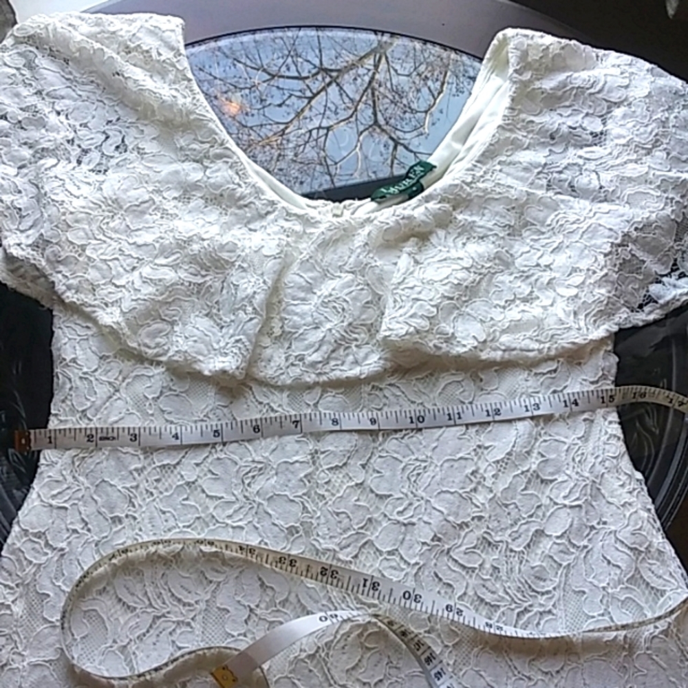 Lauren Ralph Lauren Women's Tamalira Floral Lace Cocktail Dress. Size 6 - Picture 14 of 17